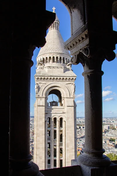 Paris 'teki Basilique Du Sacr-Coeur Kulesi