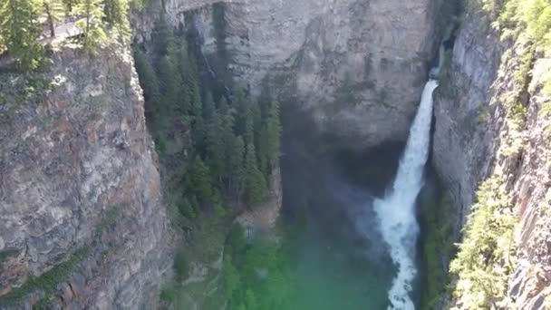 Spahats Creek Falls Είναι Ένας Καταρράκτης Στο Spahats Creek Στο — Αρχείο Βίντεο