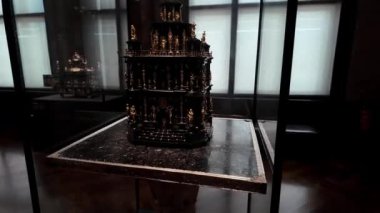 Avusturya Viyana Sanat Tarihi Müzesi Avusturya 'nın en büyük sanat müzesi ve dünya çapındaki en önemli müzelerden biridir. Kunsthistorisches Müzesi (genellikle 