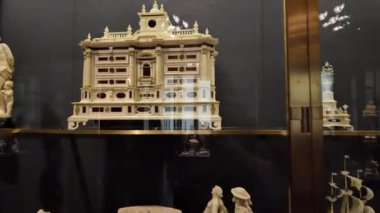 Avusturya Viyana Sanat Tarihi Müzesi Avusturya 'nın en büyük sanat müzesi ve dünya çapındaki en önemli müzelerden biridir. Kunsthistorisches Müzesi (genellikle 