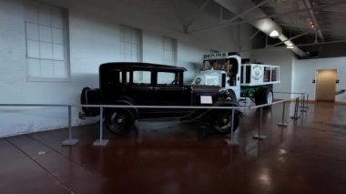 Omaha Union İstasyonu, Durham Batı Mirası Müzesi veya Union Yolcu Terminali Orta Batı 'daki Art Deco mimarisinin en iyi örneklerinden biridir.