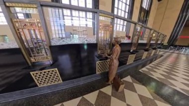 Omaha Union İstasyonu, Durham Batı Mirası Müzesi veya Union Yolcu Terminali Orta Batı 'daki Art Deco mimarisinin en iyi örneklerinden biridir.