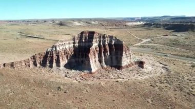 Utah ABD Ulusal Anıtı Chinle Badlands Grand StaircaseEscalante Hava Aracı görüntüsü. Amerika Birleşik Devletleri 'nin Nevada, Utah, Kuzey Arizona eyaletlerine yayılmış akışkan, laküstrin ve palustrin jeolojik oluşumu