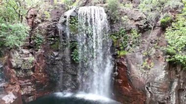 Florence Falls (Aborjin Karrimurra), Litchfield Ulusal Parkı 'nda bulunan bir şelaledir. Darwin 'in 80 kilometre güneyinde. Florence Falls yüzme havuzu.
