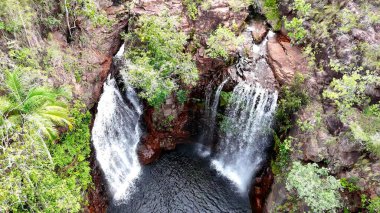 Florence Falls (Aborjin Karrimurra), Litchfield Ulusal Parkı 'nda bulunan bir şelaledir. Darwin 'in 80 kilometre güneyinde. Florence Falls yüzme havuzu.