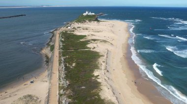 Newcastle NSW Avustralya Tarihsel Kıyı Nobbys Deniz feneri Etrafı Sahne Sahilleri ve Okyanus manzaralarıyla çevrili