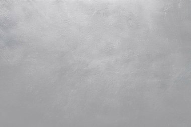 Yaratıcı arka plan, beyaz duvar dokusunun dağınık kaplamasına sahip. Beyaz duvar dokusu arkaplanının dağınık kaplamasına sahip yaratıcı arka plan..