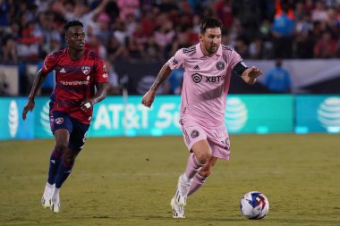 Frisco, Teksas, ABD - 6 Ağustos 2023: Miami 'den Miami Lionel Messi, FC Dallas ile Inter Miami arasında oynanan Lig Kupası maçı sırasında Toyota Stadyumu' nda oynadı.