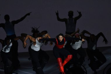 28 Nisan 2023, Mexico City, Meksika: 30 yaşındaki İspanyol pop şarkıcısı Rosalia, 