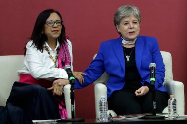 18 Ağustos 2023, Mexico City, Meksika Şansölyesi Alicia Barcena Ibarra ve Kamu Eğitim Bakanı Leticia Ramirez 6. Meksika ve ABD arasında Meksika 'da Binational Eğitim Haftası