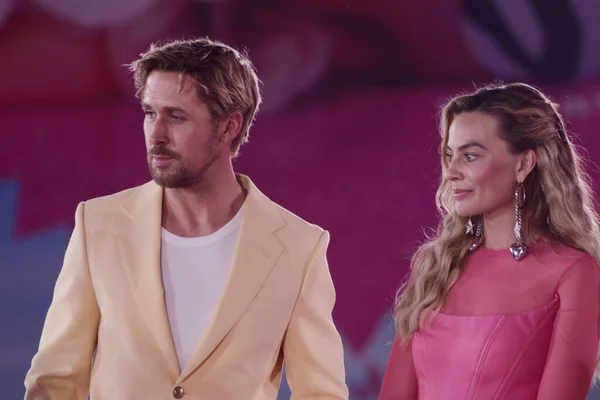 stock image July 6, 2023, Mexico City, Mexico: Ryan Gosling and  Margot Robbie  attend the pink carpet for Barbie  at Toreo Parque Central. on July 6, 2023 in Mexico City, Mexico. (Photo by Carlos Tischler/ Eyepix Group)