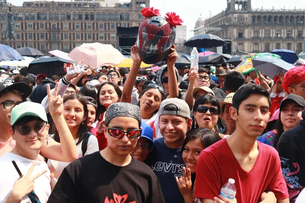 Апреля 2023 Года Мехико Мексика Тысячи Поклонников Испанской Городской Музыкальной — стоковое фото