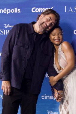 11 Mayıs 2023, Mexico City: Aktör Javier Bardem ve aktris Halle Bailey Toreo Parque Central 'daki küçük Deniz Kızı filminin galasına katıldılar. 11 Mayıs 2023 'te Mexico City' de. (Fotoğraf: Julian Lopez / Eyepix Group)