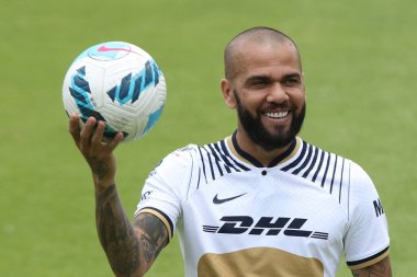 23 Temmuz 2022, Mexico City, Meksika: Brezilyalı Daniel Alves da Silva Pumas UNAM futbol kulübünün yeni üyesi olarak Pumas antrenman tesisinde sahada