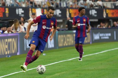 29 Temmuz 2023, Arlington, Teksas, ABD: Barcelona 'dan Eric Garcia AT & T Stadyumu' nda oynanan Soccer Champions Tour maçı sırasında hareket halinde.