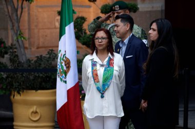 15 Haziran 2023, Mexico City, Meksika Kamu Eğitim Bakanı Leticia Ramirez ve Ulusal Fiziksel Kültür ve Spor Komisyonu Başkanı Ana Gabriela Guevara JCC San Salvador bayrak sallama töreninde