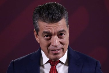 14 Ağustos 2023, Mexico City, Meksika: Chiapas eyaleti valisi Rutilio Escandon, Mexico City 'deki Ulusal Saray' da düzenlenen basın toplantısında