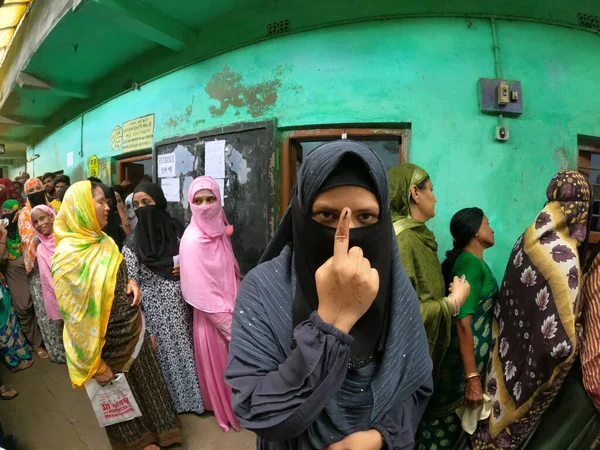 Luglio 2023 Howrah India Elettore Musulmano Mostra Dito Segnato Con — Foto Stock