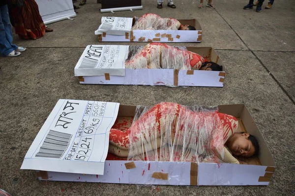 August 2023 Kalkutta Indien Tierschützer Veranstalten Eine Protestdemonstration Mit Symbolischem — Stockfoto