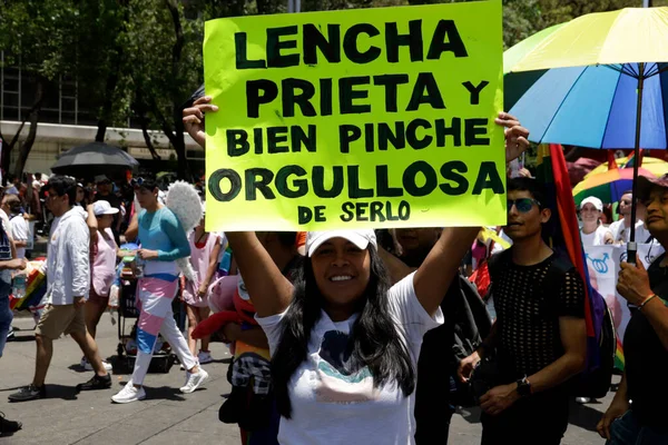 2023年6月24日 墨西哥城 参加在墨西哥城举行的第Xlv Lgbtttiqa 傲慢游行的人 2023年6月24日在墨西哥城 — 图库照片