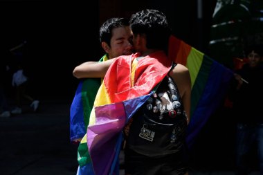 24 Haziran 2023, Mexico City: Mexico City 'deki XLV LGBTTTIQA + gurur yürüyüşüne yaklaşık 250.000 kişi katıldı. 24 Haziran 2023 'te Mexico City, Meksika