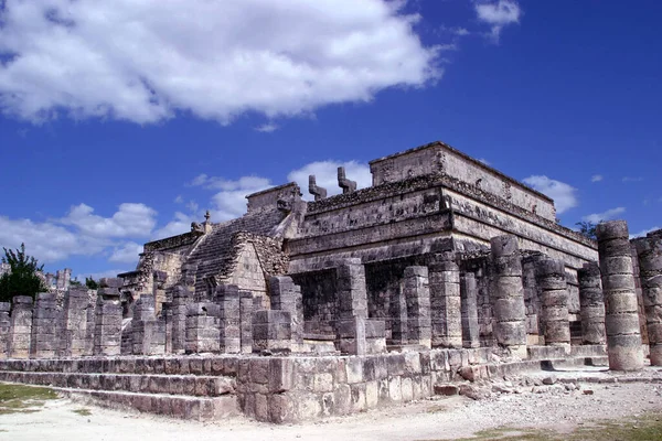 Chichen Itza考古区概览 公元前3000年建立的玛雅人文化的知识象征和礼拜场所 — 图库照片
