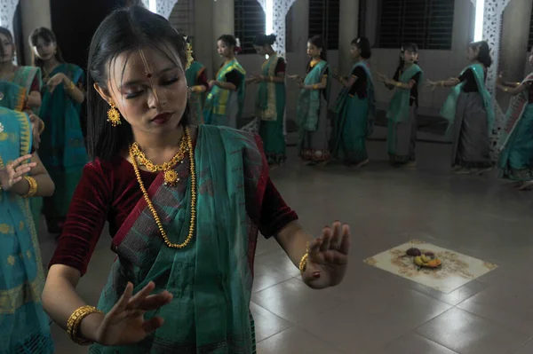 August 2023 Sylhet Bangladesh Manipuri Community Dancing Traditional Dress Celebrated — Stock Photo, Image