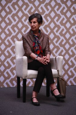 30 Ağustos 2023 'te Mexico City, Meksika' da Şili Cumhuriyeti Senatörü Mara Isabel Allende Bussi, Eski Belediye Sarayı 'ndaki Seçkin Ziyaretçiler olarak Görev Töreni sırasında konuşma yaptı.