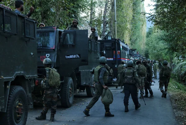 Syyskuu 2023 Srinagar Kashmir Intia Intian Armeijan Sotilaat Nähdään Lähellä — kuvapankkivalokuva