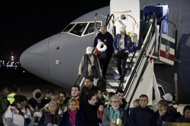 11 Ekim 2023, Zumpango Belediyesi, Meksika: Gazze Şeridi 'ndeki Hamas grubuyla savaş nedeniyle Meksikalılar İsrail' den geri döndü.