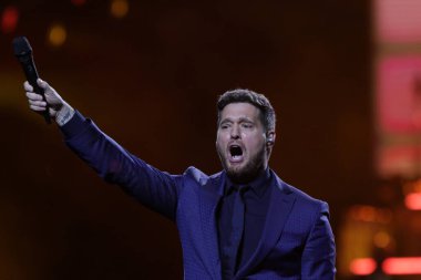 12 Ekim 2023, Mexico City, Meksika: Kanadalı şarkıcı Michael Buble Mexico City Arena 'daki Higher Tour 2023' te sahne aldı.