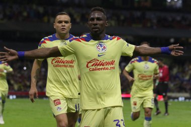 21 Ekim 2023, Mexico City, Meksika: Amerika 'dan Julian Quiones, MX Ligi Açılış Turnuvası' ndan Amerika FC Santos maçında Aztec Stadyumu 'nda kutlama yapıyor.
