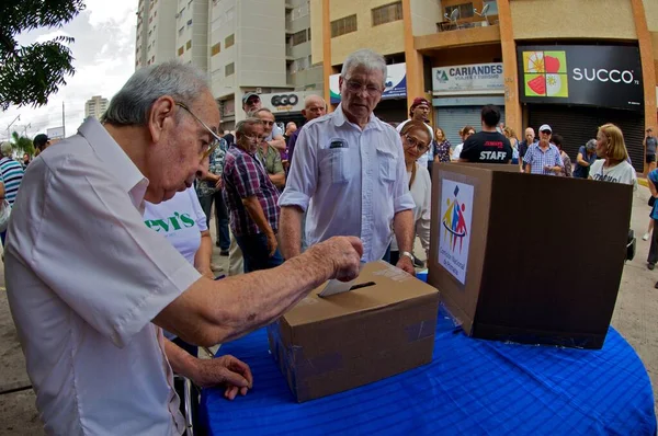 Октября 2023 Года Зулия Венесуэла Венесуэльские Избиратели Принимают Участие Голосовании — стоковое фото