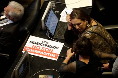 24 Ekim 2023, Mexico City, Mexico: Meksika Geniş Cephe Senatörü ve başkan adayı Xochitl Galvez Mexico City 'deki senato toplantısında