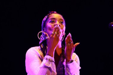 28 Ekim 2023, Mexico City: İngiliz reggae şarkıcısı Hollie Cook, Meksikalı grup Panteon Rococo 'nun Parque Bicentenario' daki kariyerinin 28 yılını kutlamak için 