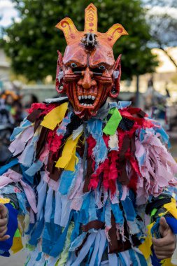 29 Ekim 2023, Oaxaca de Jurez, Meksika: İnsanlar Oaxaca 'daki 45' ten fazla mahalle ve topluluktan Comparsas eşliğinde Ölüler Günü geçit törenine katılıyor.