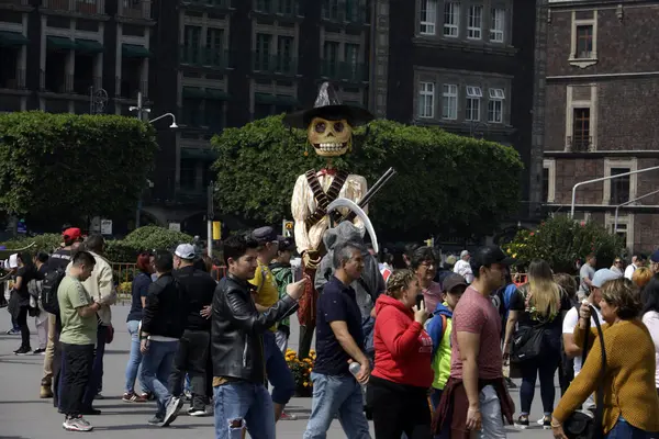 stock image November 1, 2023, Mexico City, Mexico: The Monumental Offering for the Day of the Dead festivity dedicated to General Francisco Villa on his death centenary and to the engraver and caricaturist Jose Guadalupe Posada installed in the Plaza del Zocalo 