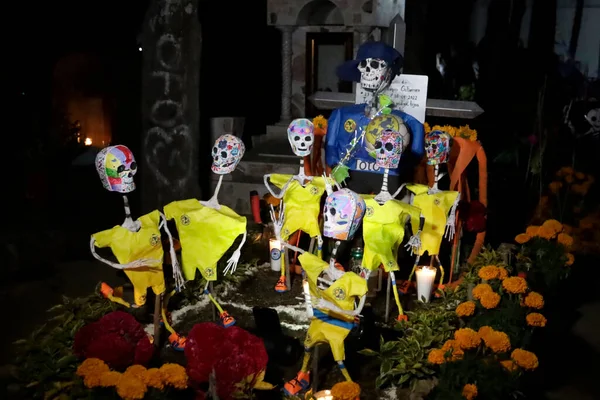 November 2023 Mexico City Mexico Graves Children Adults Decorated Arrangements — Stock Photo, Image