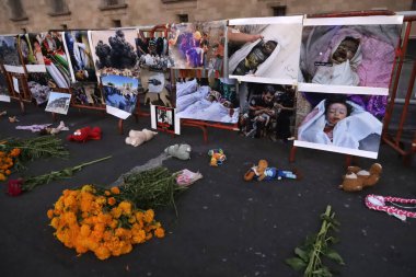 5 Kasım 2023, Mexico City, Meksika: Binlerce insan Filistin 'in Filistin halkına karşı ateşkes talebiyle yürüttüğü yürüyüşe katıldı