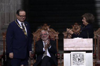 17 Kasım 2023, Mexico City, Meksika: Leonardo Lomeli Vanegas, Meksika Ulusal Özerk Üniversitesi 'nin yeni rektörü olarak yemin etti.