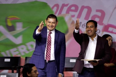 19 Kasım 2023, Mexico City, Meksika: Mexico City Senatörleri Alejandro Armenta ve Eduardo Ramirez Meksika başkanlığı için tek aday Claudia Sheinbaum Pardo Mexico City 'deki WTC Kongre Merkezi' nde