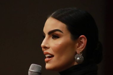 20 Kasım 2023 'te Mexico City, Meksika' da Kainat Güzeli Cynthia de la Vega 'nın yeni Kainat Güzeli komitesini duyurmak için düzenlediği basın toplantısında