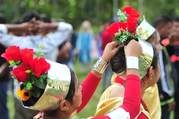 Novembre 2023 Sylhet Bangladesh Tribù Khasi Adornerà Con Loro Abbigliamento — Foto Stock
