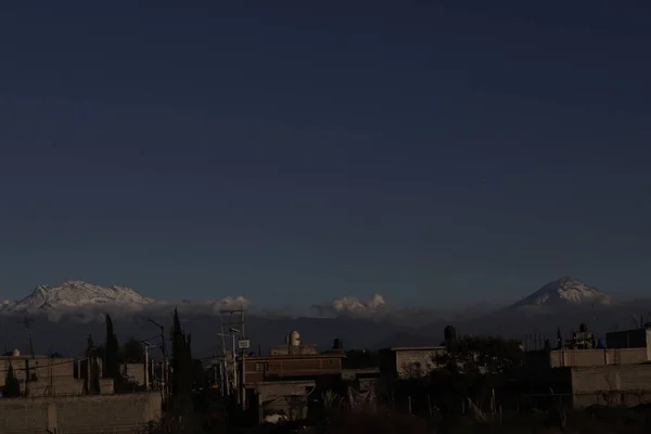 November 2023 Mexiko Stadt Mexiko Blick Auf Die Vulkane Iztaccihuatl — Stockfoto