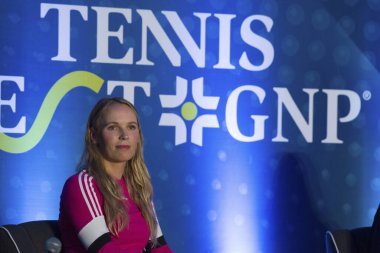 28 Kasım 2023, Mexico City, Meksika: Danimarkalı Caroline Wozniacki, Hayat Regency Hotel 'de düzenlenen Tennisfest GNP 2023 öncesi basın toplantısında basın mensuplarına konuştu