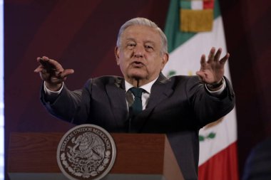 4 Aralık 2023, Mexico City, Meksika Başkanı Andres Manuel Lopez Obrador Mexico City 'deki Ulusal Saray' da düzenlenen basın toplantısında