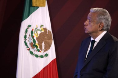 4 Aralık 2023, Mexico City, Meksika Başkanı Andres Manuel Lopez Obrador Mexico City 'deki Ulusal Saray' da düzenlenen basın toplantısında