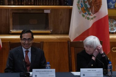 6 Aralık 2023. Mexico City, Meksika. Bu öğleden sonra Meksika Maliye Bakanı Rogelio Ramrez de la O ve ABD Hazine Bakanı Janet Yellen