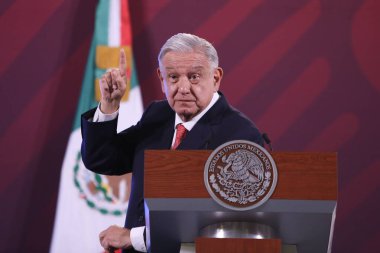 7 Aralık 2023. Mexico City, Meksika. Bu sabah, Meksika Cumhurbaşkanı Andrs Manuel Lpez Obrador Ulusal Saray 'da sabah basın toplantısı düzenledi.