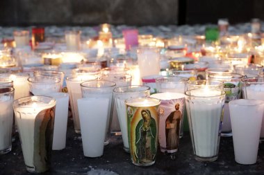 12 Aralık 2023, Mexico City, Meksika: Milyonlarca kilise üyesi, Meksika 'daki Cerro del Tepeyac' ta 492 'nci yıl dönümünde Guadalupe Bakiresi' ni kutlamak için Guadalupe Bazilikası 'nı ziyaret eder.